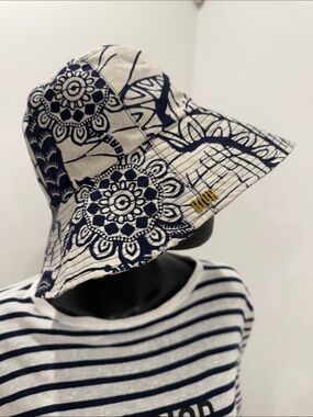 Christian Dior Toile de Jouy Bucket Hat Navy Ivory Cotton Size 58 NEW